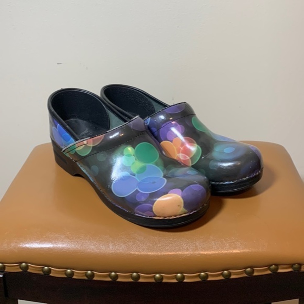 Dansko rainbow bubbles clogs